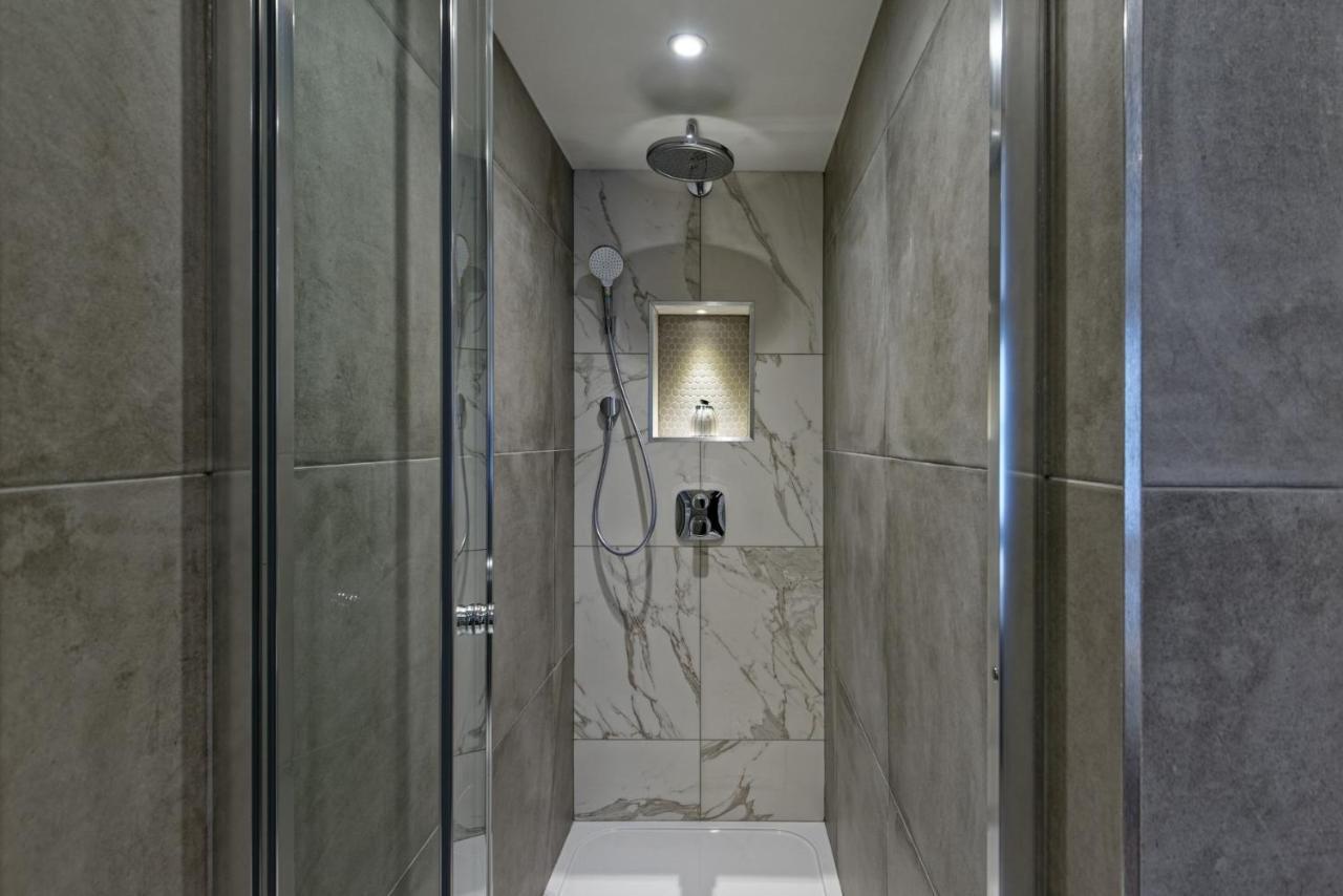 The Residen Kensington London Exterior photo