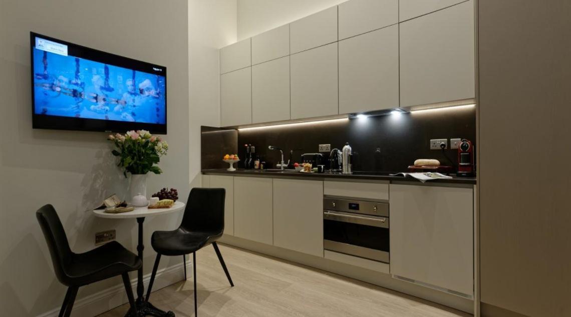 The Residen Kensington London Exterior photo